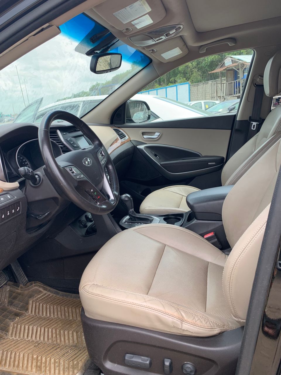 HYUNDAI SANTAFE full option