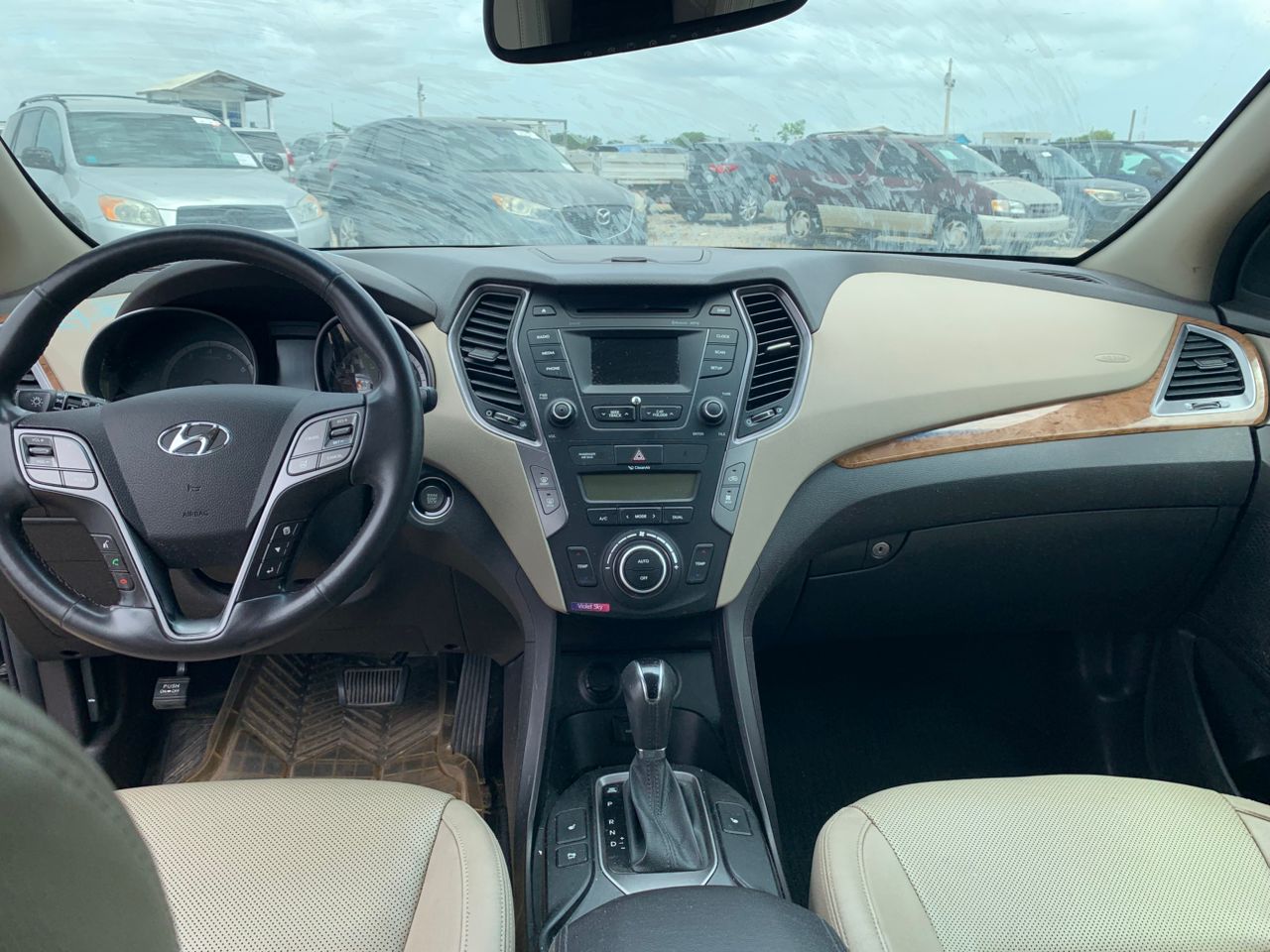 HYUNDAI SANTAFE full option _