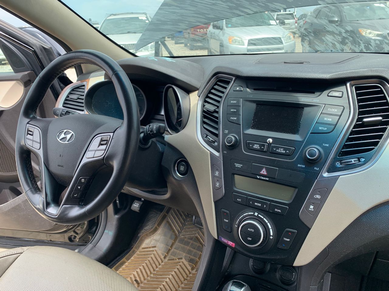 HYUNDAI SANTAFE full option _