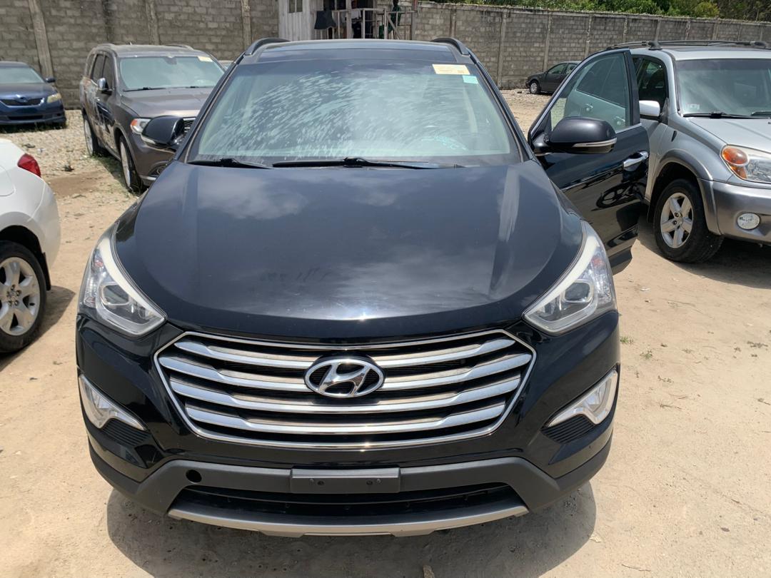 HYUNDAI SANTAFE full option _