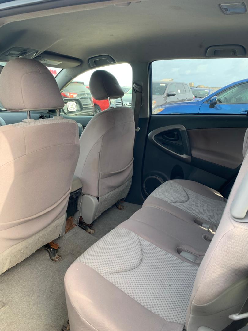 TOYOTA RAV4 _ 