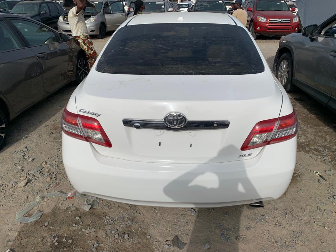 TOYOTA CAMRY XLE _ 