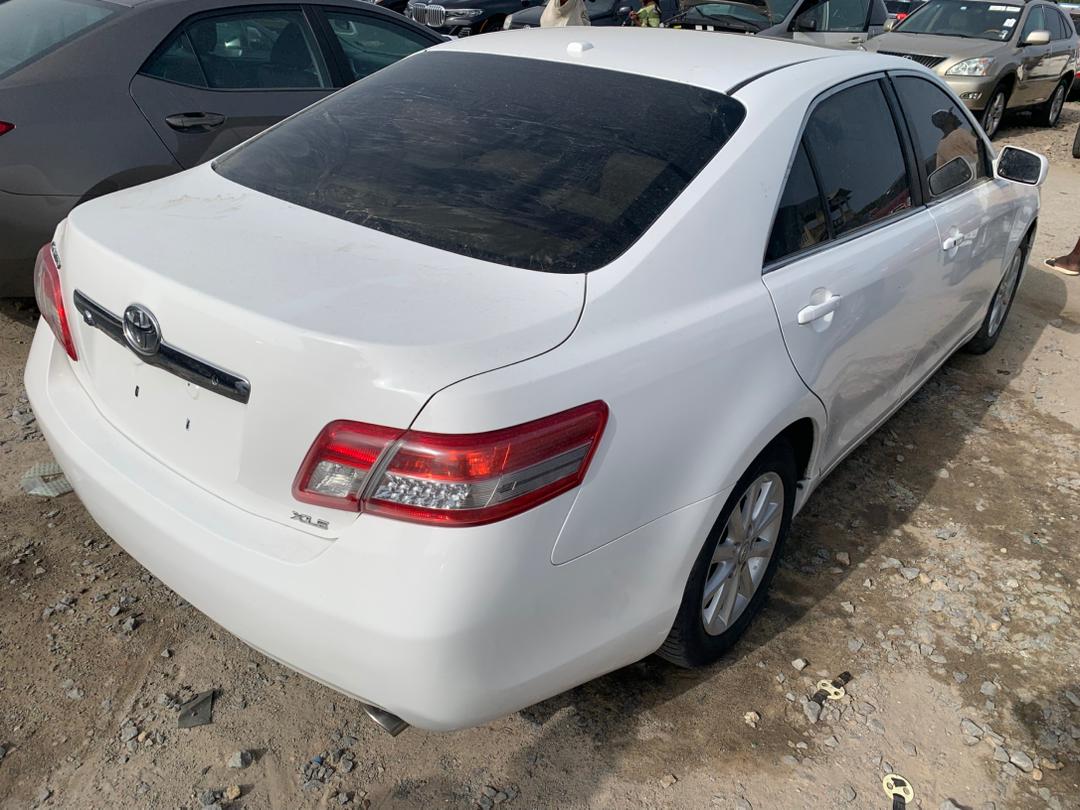 TOYOTA CAMRY XLE _ 