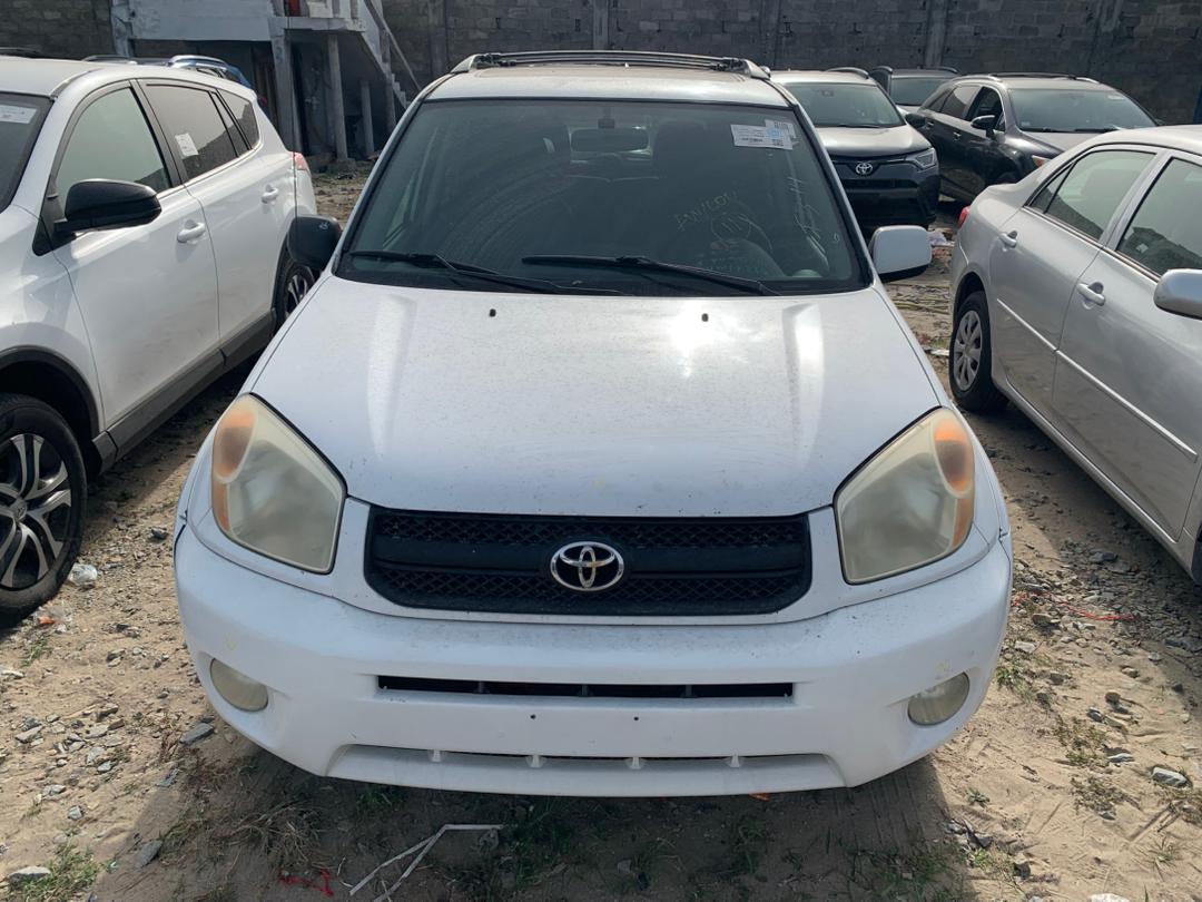TOYOTA RAV4 _ 