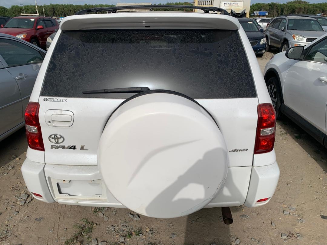 TOYOTA RAV4 _ 