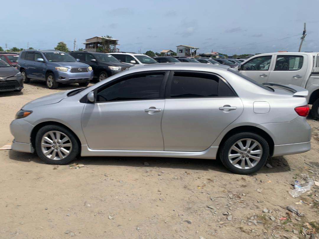 TOYOTA COROLLA Sport _