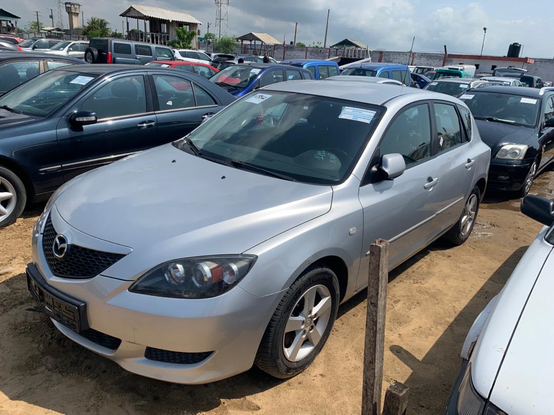 Mazda 3 _ 