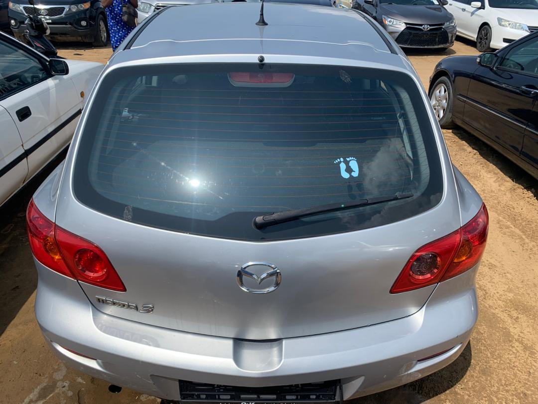 Mazda 3 _ 