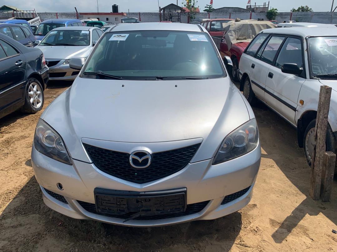 Mazda 3 _ 
