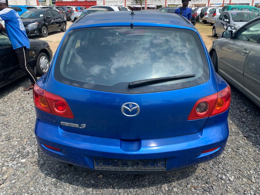 Mazda 3 _ 